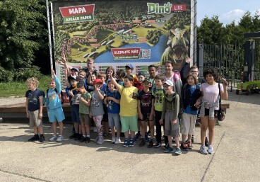 I.S Dinopark